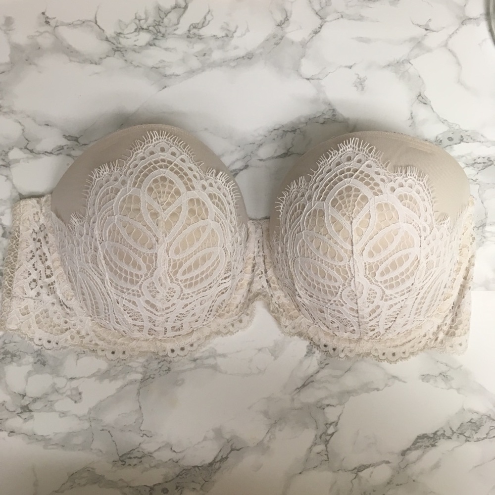 Victoria Secret Cream Multi-way Lace Bra
